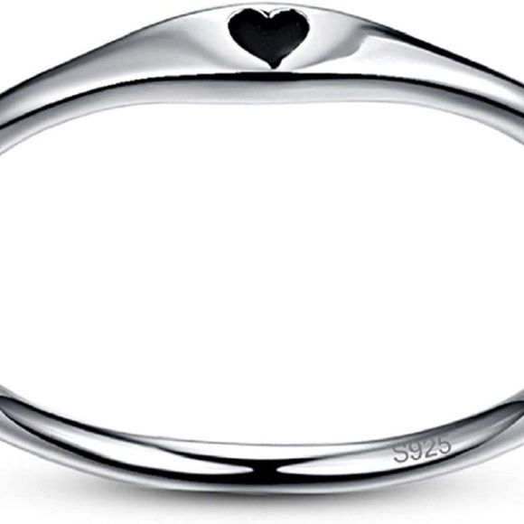 AVECON 925 Sterling Silver Simple Carve Heart Wedding Band - Picture 4 of 5